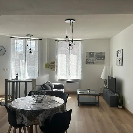 En Duplex, 1e Etage, Proche Commodites * Armentières