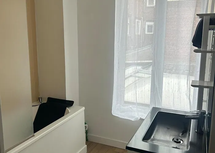 Appartement En Duplex, 1e étage, Proche Commodités *